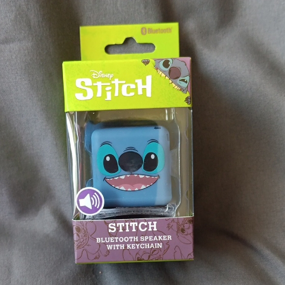 Disney Stitch Blue Bluetooth Speaker with Keychain - Picture 1 of 4